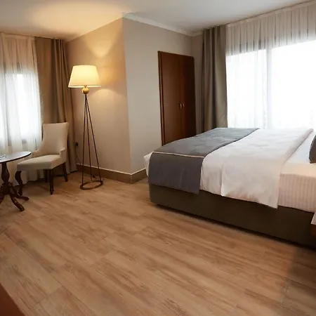 Hotel Mira Otel Alsancak